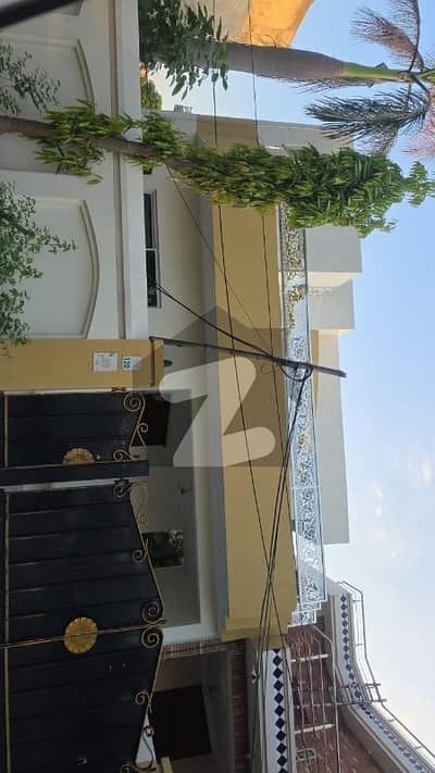 ال۔امین ہاؤسنگ سوسائٹی لاہور میں 3 کمروں کا 10 مرلہ مکان 3.7 کروڑ میں برائے فروخت۔