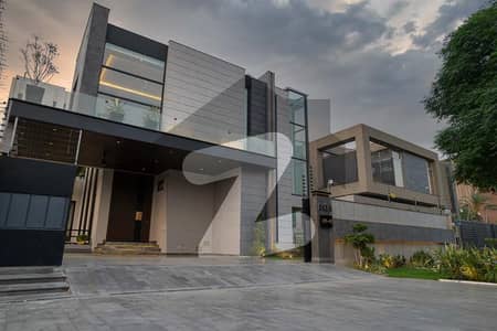 ڈی ایچ اے فیز 6 - بلاک جے فیز 6,ڈیفنس (ڈی ایچ اے),لاہور میں 5 کمروں کا 1 کنال مکان 10.0 کروڑ میں برائے فروخت۔