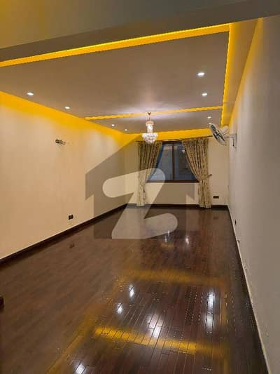 F-11 Abu Dhabi Tower 2bed Fully Renovated