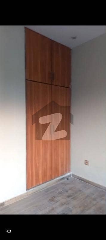 پام ولاز ۔ بلاک اے پام ولاز,جوبلی ٹاؤن,لاہور میں 3 کمروں کا 5 مرلہ مکان 75.0 ہزار میں کرایہ پر دستیاب ہے۔