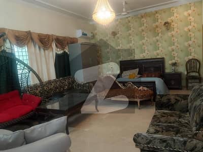 ڈی ایچ اے فیز 1 ڈیفنس (ڈی ایچ اے),لاہور میں 1 کمرے کا 1 مرلہ کمرہ 40.0 ہزار میں کرایہ پر دستیاب ہے۔