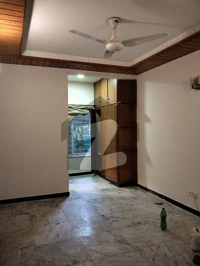 Ground Portion With Separate Gas Electric Even Water Tank And Parking For Rent