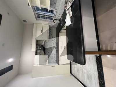 نیشنل پولیس فاؤنڈیشن او ۔ 9 اسلام آباد میں 3 کمروں کا 10 مرلہ بالائی پورشن 60.0 ہزار میں کرایہ پر دستیاب ہے۔