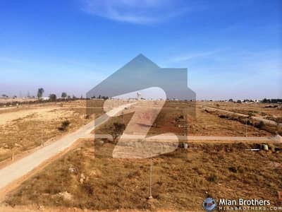 2 Kanal Pair Plot for Sale in D Block | Near Main Jinnah Avenue | Prime Location  Description: