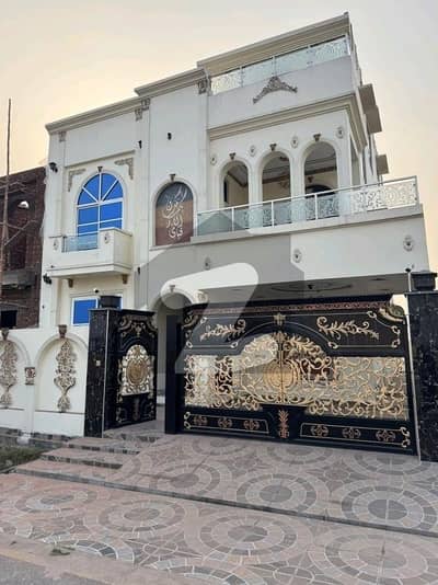 Ready To Buy A Prime Location House 10 Marla In Royal Palm City