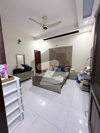 8 Marly Upper Portion For Rent