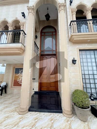 10 Marla Spanish House For Sale - Luxury Living
