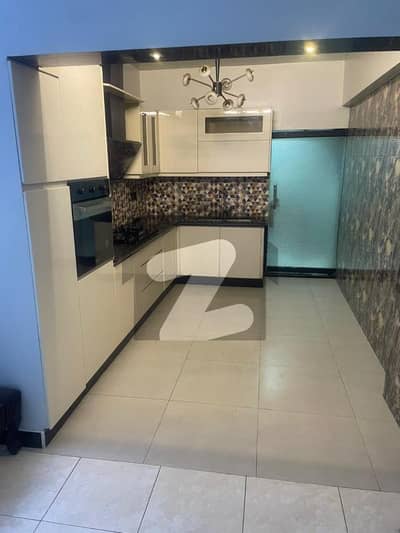 شہید ملت روڈ کراچی میں 3 کمروں کا 7 مرلہ فلیٹ 4.0 کروڑ میں برائے فروخت۔