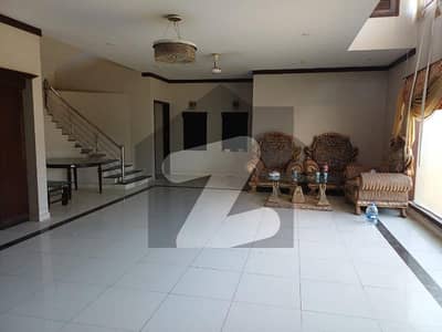 ڈی ایچ اے فیز 6 ڈی ایچ اے ڈیفینس,کراچی میں 5 کمروں کا 12 مرلہ مکان 9.0 کروڑ میں برائے فروخت۔