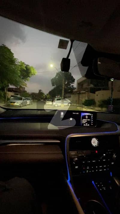 SINGLE STORY HOUSE 600 SQ YD IN DOHS PHASE 1 AVAILABLE FOR SALE.