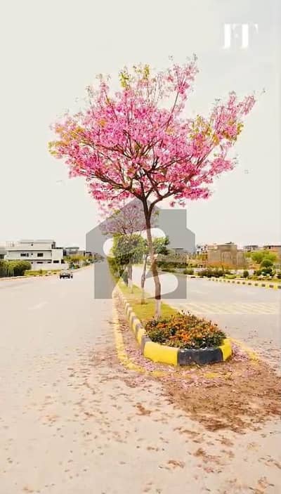 FAISAL TOWN BLOCK B 30*60 PLOT FOR SALE ON GOOD LOCATION FIRST COME FIRST AVAIL THIS BIG OPERTUINTY