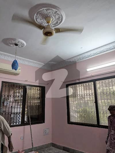 نارتھ ناظم آباد ۔ بلاک سی نارتھ ناظم آباد,کراچی میں 2 کمروں کا 10 مرلہ زیریں پورشن 65.0 ہزار میں کرایہ پر دستیاب ہے۔