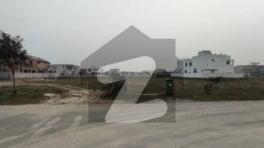 Z1-241 | Next to Corner | Direct Deal with Meeting | Sector Z1 Prime Location