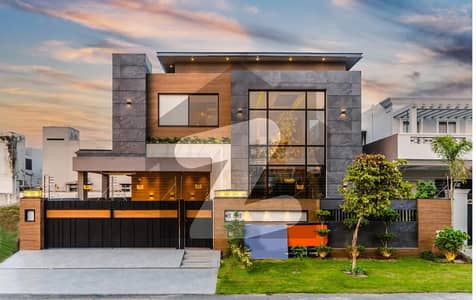 ڈی ایچ اے فیز 6 ڈیفنس (ڈی ایچ اے),لاہور میں 5 کمروں کا 1 کنال مکان 8.45 کروڑ میں برائے فروخت۔