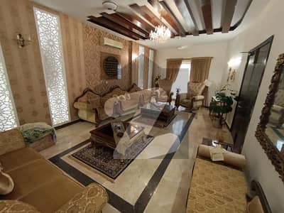 Portion For Rent 4 Bed Dd 5 Washrooms Vip Location