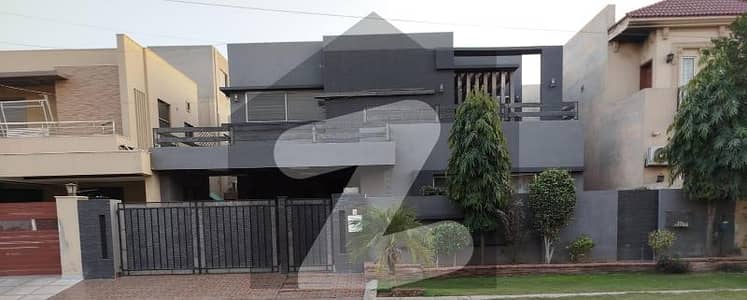 KANAL USED HOUSE FOR SALE 6 BEDROOM ATACHED BATH KANAL USED HOUSE FOR SALE 6 BEDROOM ATACHED BATH