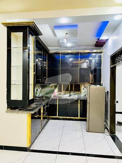 گلستانِ جوہر کراچی میں 1 کمرے کا 4 مرلہ فلیٹ 20.0 ہزار میں کرایہ پر دستیاب ہے۔