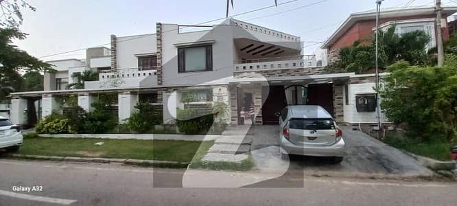 DOHS PHASE 2 800 SQ YD PARK FACING DOUBLE ROAD HOUSE FOR SALE