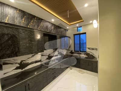 5 Marla double unit house for sale park view city