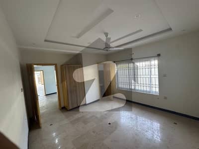 1 Kanal Ground Portion For Rent | 3 Bed drawing tv lounge kitchen attached bath
