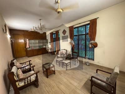 Garden Town 2 Kanal 20 Rooms Big Parking Corner Building Marble Flooring Dubal Get Semi Commercial Building Prime Location Esi Aproch Office Ky Ly Ideal