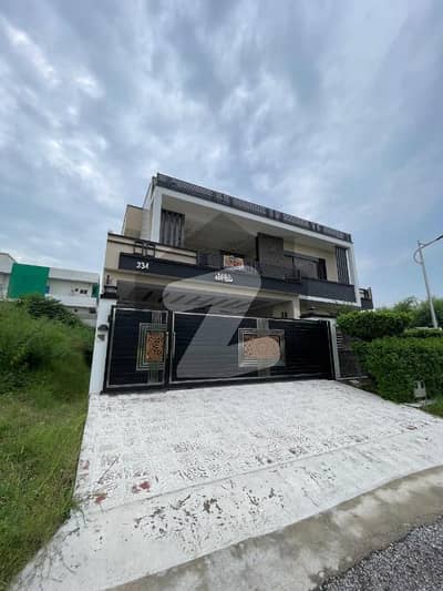 Double Storey New Real Picture Urgent Sale