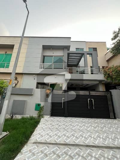 5 Marla Like New House For Rent