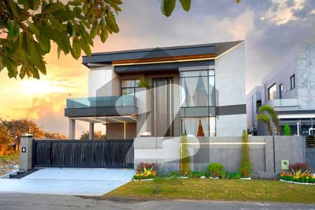 ڈی ایچ اے فیز 8 ڈیفنس (ڈی ایچ اے),لاہور میں 5 کمروں کا 1 کنال مکان 9.15 کروڑ میں برائے فروخت۔ ڈی ایچ اے فیز 8 ڈیفنس (ڈی ایچ اے),لاہور میں 5 کمروں کا 1 کنال مکان 9.15 کروڑ میں برائے فروخت۔