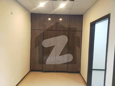 Flat For Rent In Commercial Market Satellite Town Rawalpindi