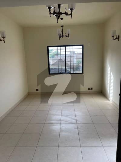 صائمہ وِلاز کراچی موٹروے,کراچی میں 4 کمروں کا 6 مرلہ مکان 1.43 کروڑ میں برائے فروخت۔