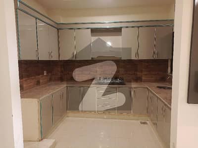 brand new 2 bad flat available for rent