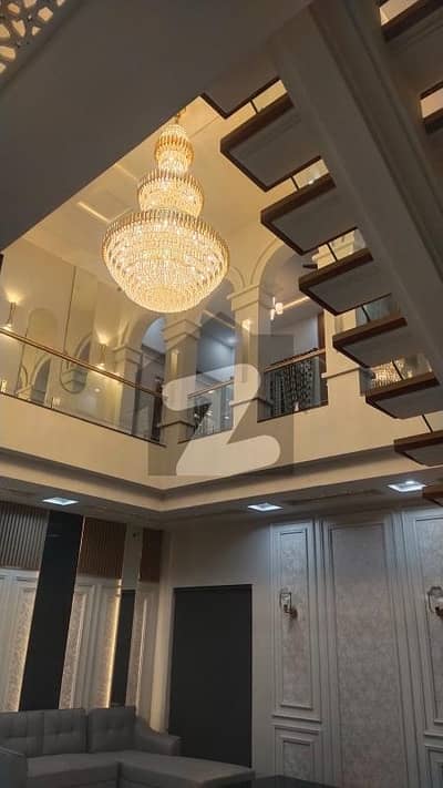 1 KANAL LUXURY HOUSE FOR SALE IN QAMAR GARDEN, FAISAL TOWN CANAL ROAD SOCIETY FAISALABAD