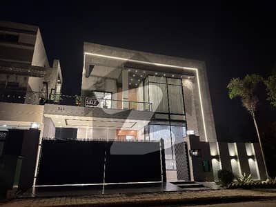 10 Marla house offers a premium lifestyle in the heart of Bahria Town Lahore. Designed for those who appreciate luxury and comfort.