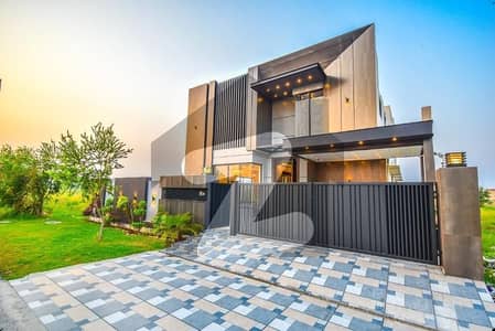 20 MARLA ELEGANT AND FULLY MAINTAINED SUPER HOT LOCATED BRAND NEW BUNGALOW IS AVAILABLE IN THE BEST BLOCK OF DHA LAHORE. 20 MARLA ELEGANT AND FULLY MAINTAINED SUPER HOT LOCATED BRAND NEW BUNGALOW IS AVAILABLE IN THE BEST BLOCK OF DHA LAHORE.