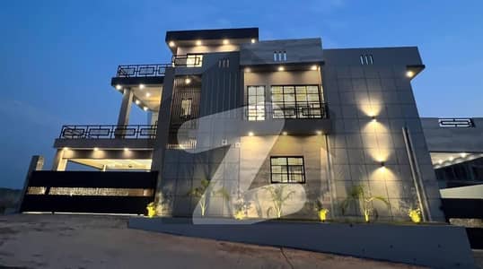 بنی گالہ اسلام آباد میں 5 کمروں کا 11 مرلہ مکان 4.9 کروڑ میں برائے فروخت۔