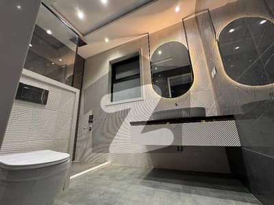 URGENT KANAL ULTRA MODERN HOUSE FOR SALE