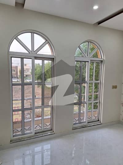 1 KANAL Lower Portion For Rent