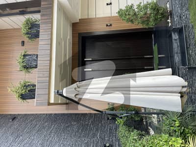 ویلینشیاء ہاؤسنگ سوسائٹی لاہور میں 6 کمروں کا 1 کنال مکان 8.9 کروڑ میں برائے فروخت۔