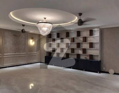 بحریہ ٹاؤن سیکٹر ای بحریہ ٹاؤن,لاہور میں 5 کمروں کا 10 مرلہ مکان 3.5 کروڑ میں برائے فروخت۔ بحریہ ٹاؤن سیکٹر ای بحریہ ٹاؤن,لاہور میں 5 کمروں کا 10 مرلہ مکان 3.5 کروڑ میں برائے فروخت۔