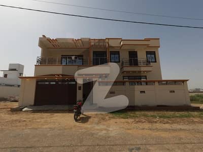 گلشنِ معمار - سیکٹر وائے گلشنِ معمار,گداپ ٹاؤن,کراچی میں 5 کمروں کا 16 مرلہ مکان 6.0 کروڑ میں برائے فروخت۔