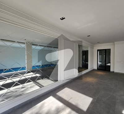 Brand New Luxury 8 Bedroom House With Swimming Pool