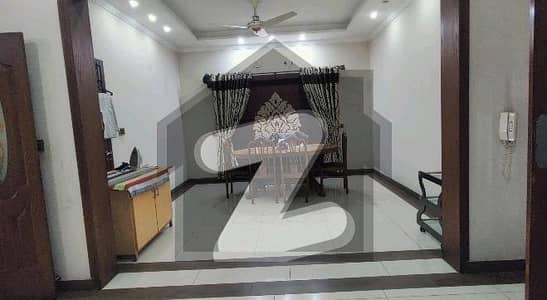 بحریہ ٹاؤن سیکٹر ای بحریہ ٹاؤن,لاہور میں 5 کمروں کا 10 مرلہ مکان 1.25 لاکھ میں کرایہ پر دستیاب ہے۔ بحریہ ٹاؤن سیکٹر ای بحریہ ٹاؤن,لاہور میں 5 کمروں کا 10 مرلہ مکان 1.25 لاکھ میں کرایہ پر دستیاب ہے۔