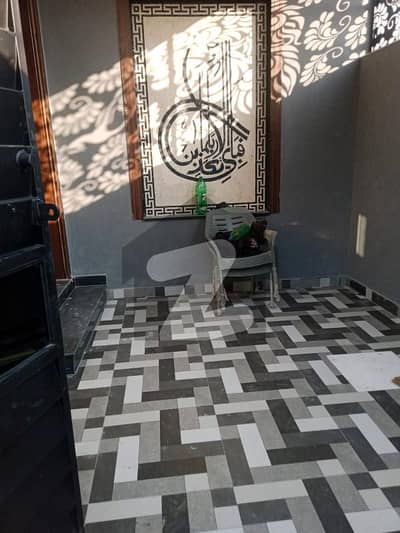 فارمانئیٹس ہاؤسنگ سکیم لاہور میں 3 کمروں کا 3 مرلہ مکان 65.0 ہزار میں کرایہ پر دستیاب ہے۔