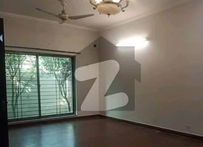 Aesthetic House Of 10 Marla For rent Is Available