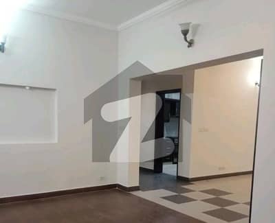 House For rent Situated In Askari 10