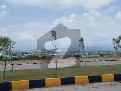 10 Marla Plot Urgent For Sale