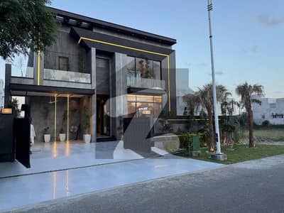 1 Kanal Beautifully Designed Modern House Upper Portion For Rent In DHA Phase 6
