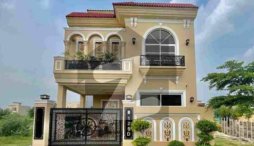 اتحاد ٹاؤن فیز ١ اتحاد ٹاؤن,رائیونڈ روڈ,لاہور میں 4 کمروں کا 5 مرلہ مکان 2.9 کروڑ میں برائے فروخت۔