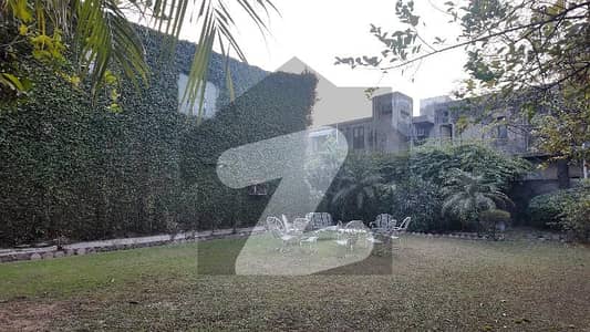 کیولری گراؤنڈ لاہور میں 5 کمروں کا 2 کنال مکان 14.5 کروڑ میں برائے فروخت۔