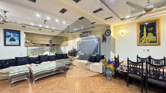 1 KANAL OWNER BUILT BRAND NEW CONDITION HOUSE AVAILABLE FOR SALE IN CANAL GARDEN NEAR BAHRIA TOWN LAHORE 1 KANAL OWNER BUILT BRAND NEW CONDITION HOUSE AVAILABLE FOR SALE IN CANAL GARDEN NEAR BAHRIA TOWN LAHORE